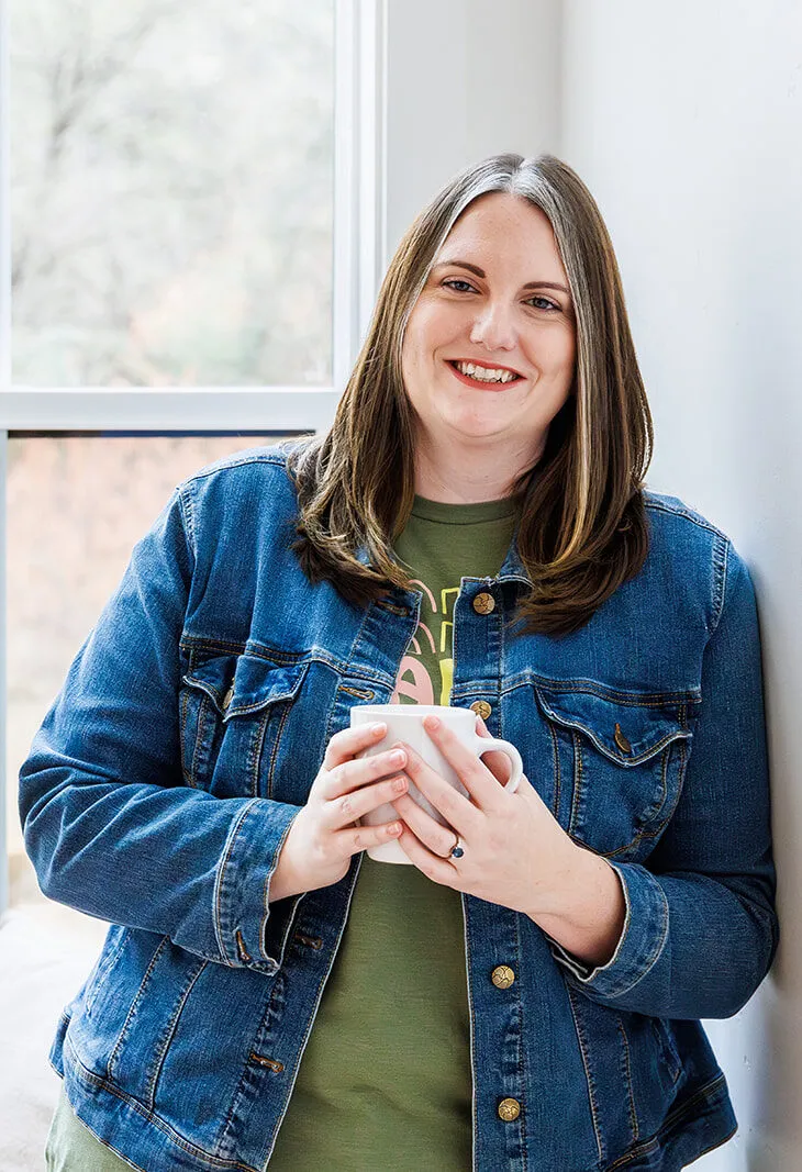 Brand photography with real estate agent Chaun Amber in Auburn CA with a cup of coffee